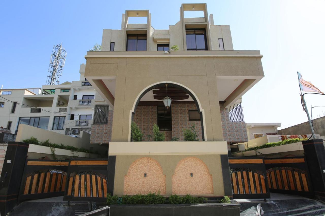 Capital O 36691 Hotel Aashirwad Inn Jabalpur Zewnętrze zdjęcie